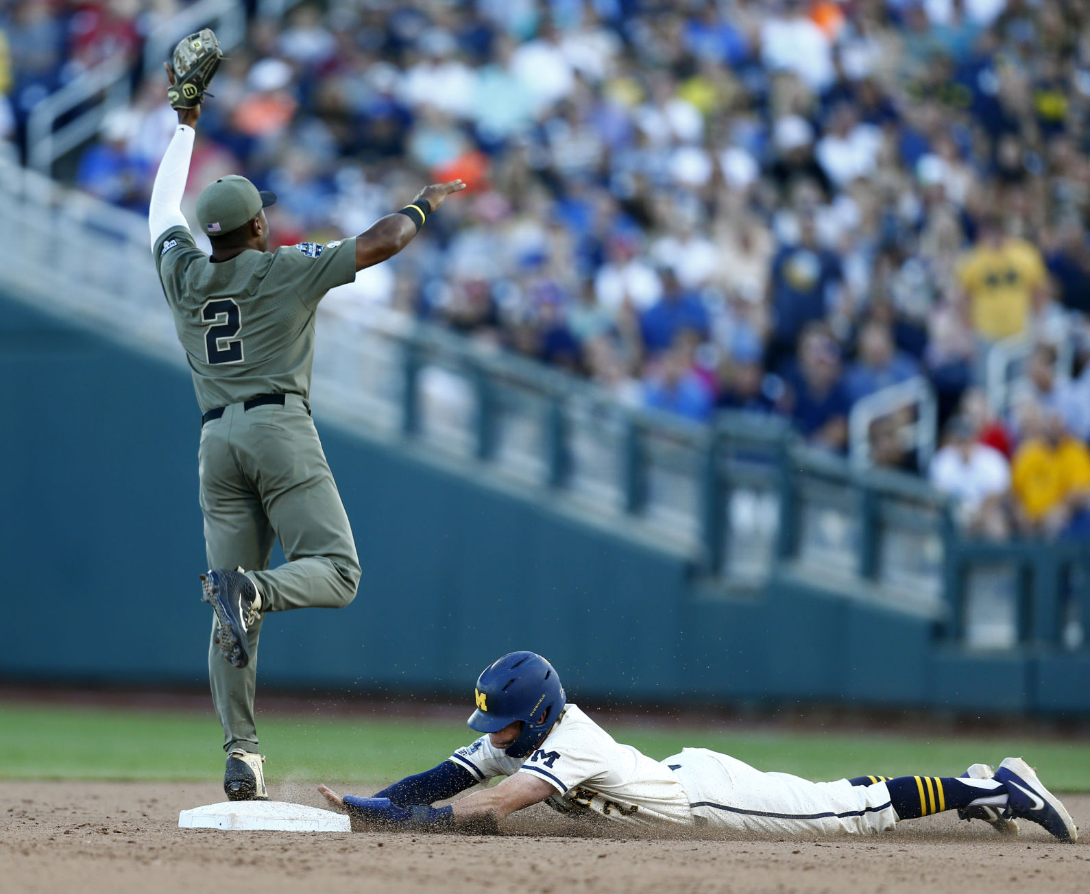 CWS Finals Baseball